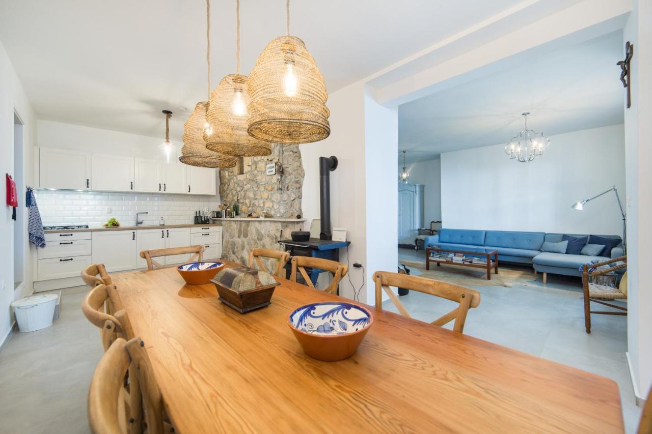 Vila Eco With Pool
