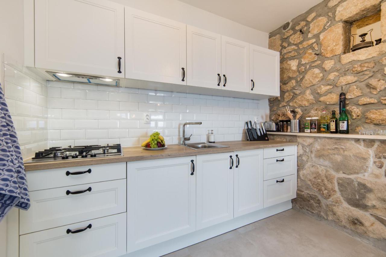 Vila Eco With Pool Podaca